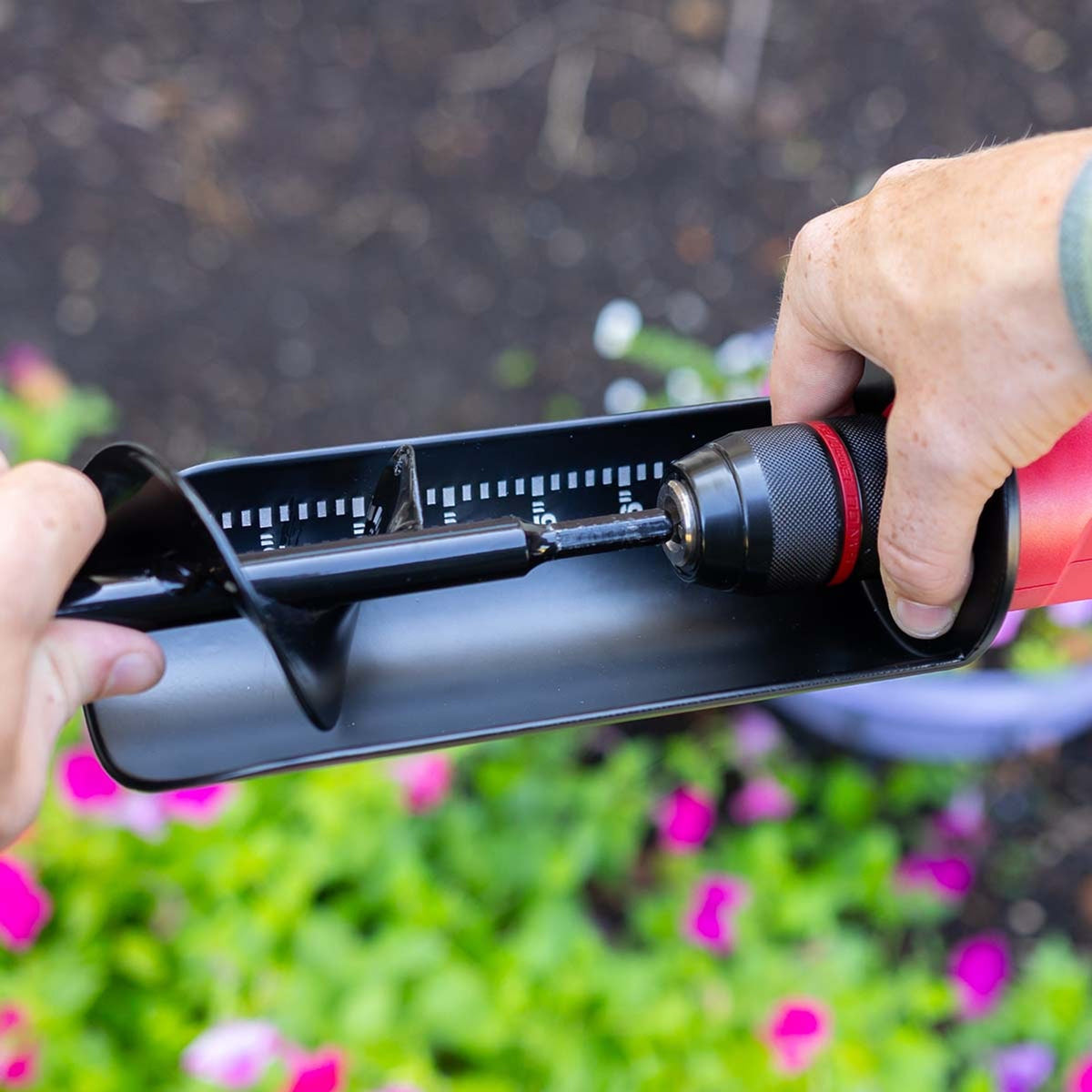 Cordless Electric Auger Tool With 22-Inch Reach 12V Rechargeable Battery And Safety Shutoff - Image 7