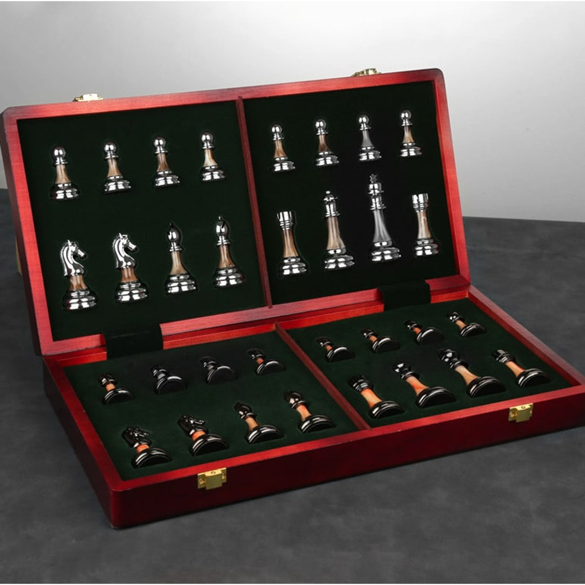 High-End Chess Set In Gift Box - Image 6