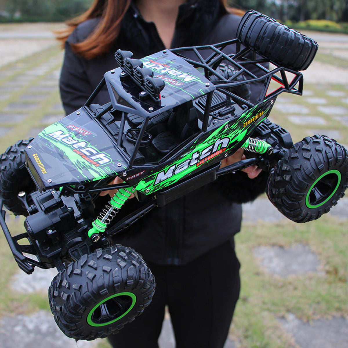 Maygo 4x4 RC Offroad Car With Rechargeable Battery For Adults And Children - Image 6
