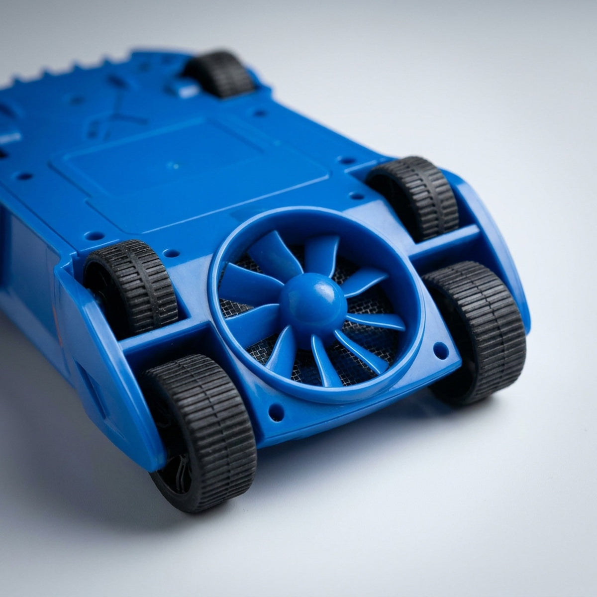 Wall Climbing RC Car With Laser Pointer Guidance And USB Rechargeable Power - Image 8