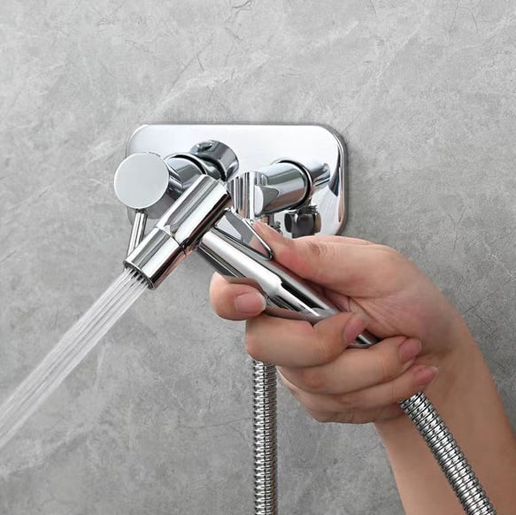 Brassix Handheld Bidet Sprayer With Hot And Cold Water Function - Image 9