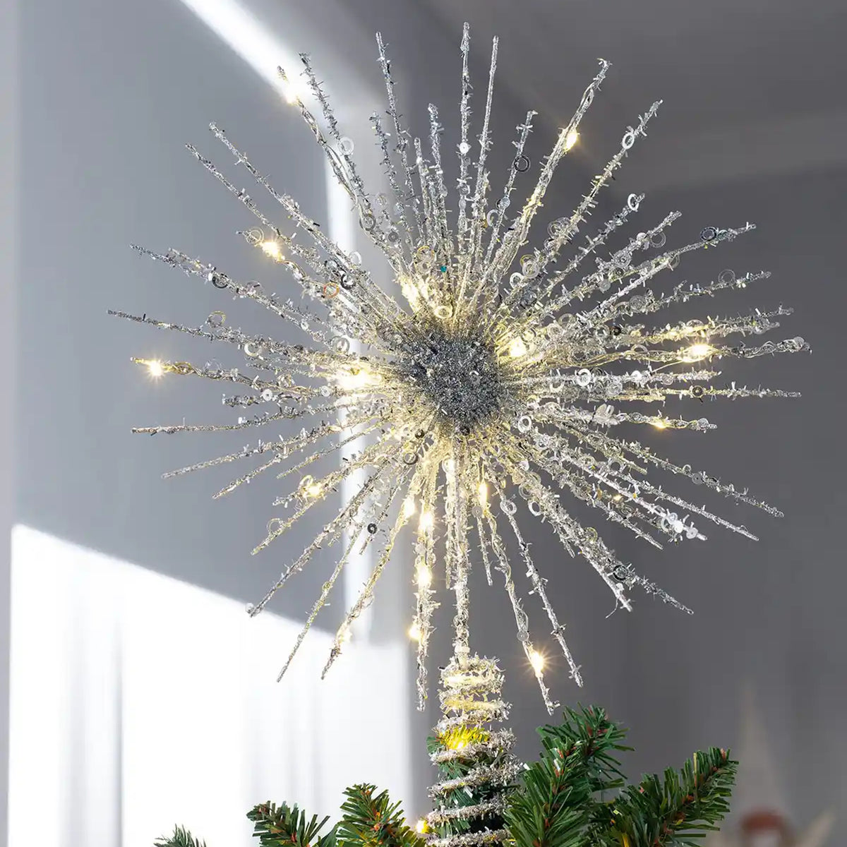 Christmas Tree Topper With LED Starburst Design And Glitter Finish - Image 5