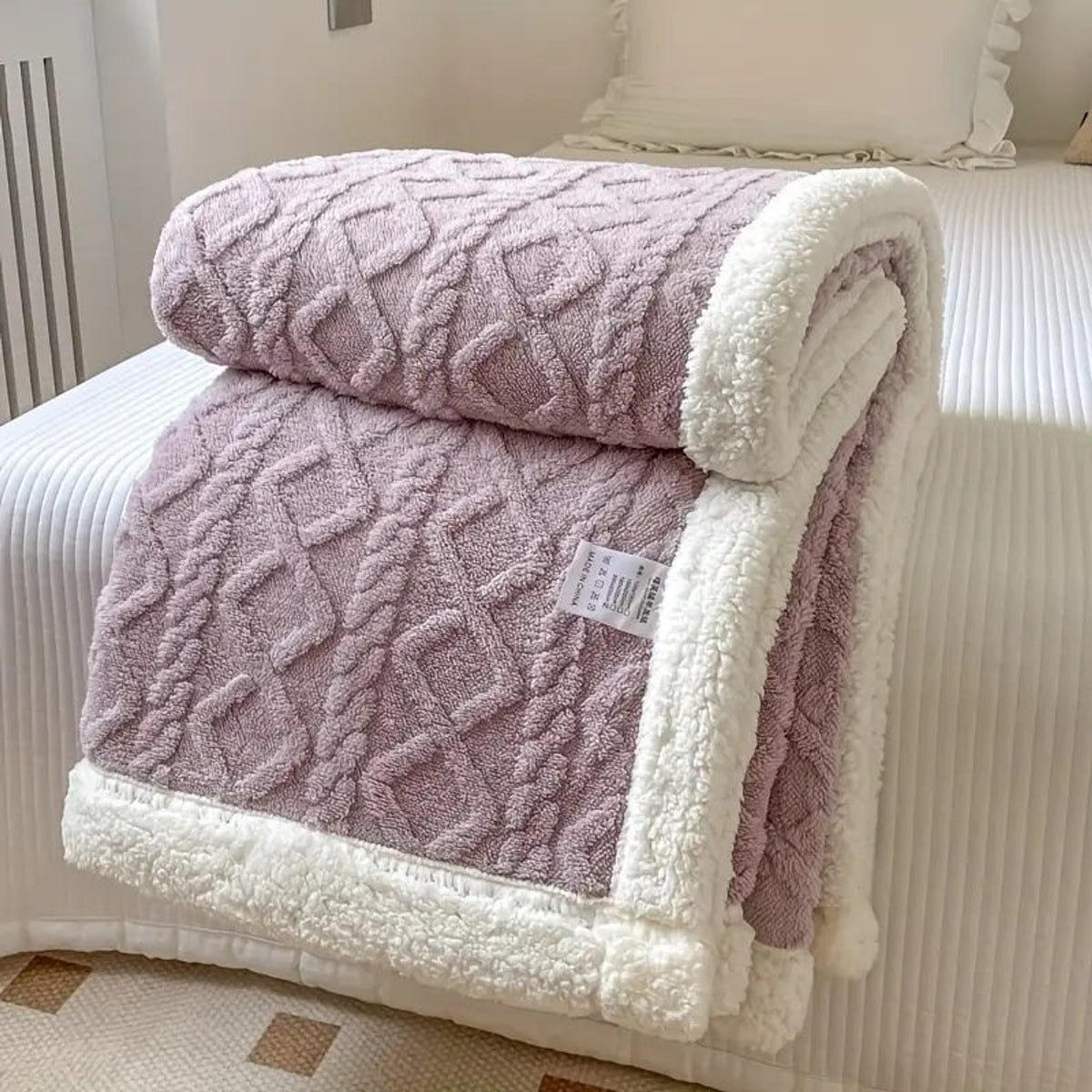 Cosy Reversible Snuggle Sherpa Blanket - Image 10