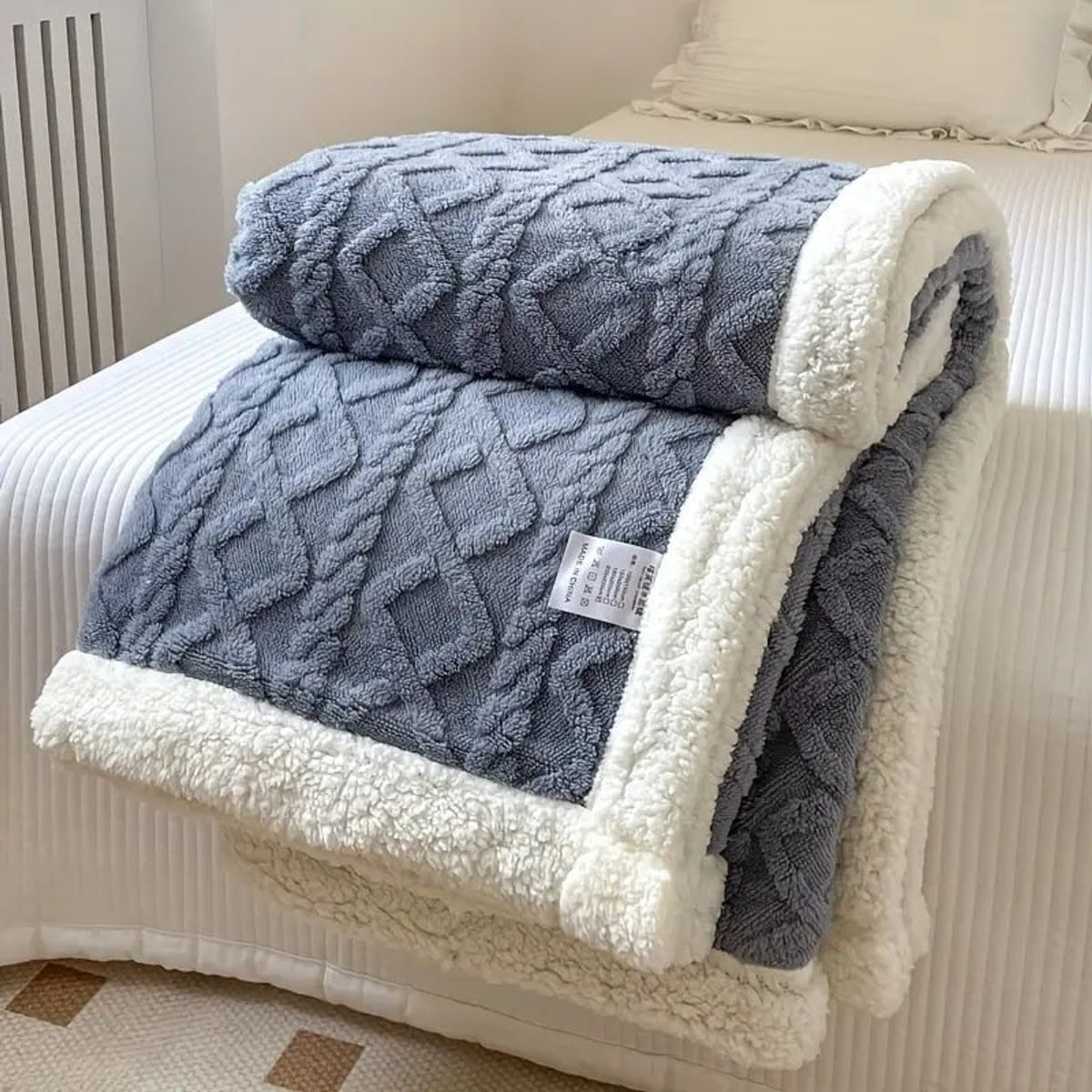 Cosy Reversible Snuggle Sherpa Blanket - Image 3