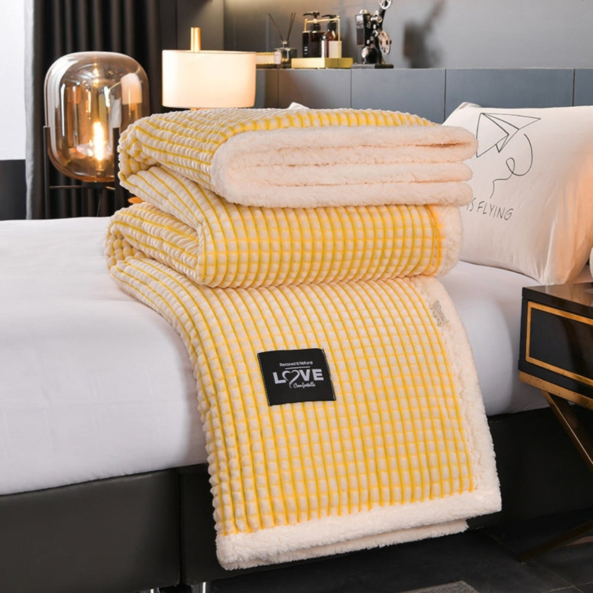 Cosy Waffle Sherpa Blanket With Warm Fleece Backing - Image 11