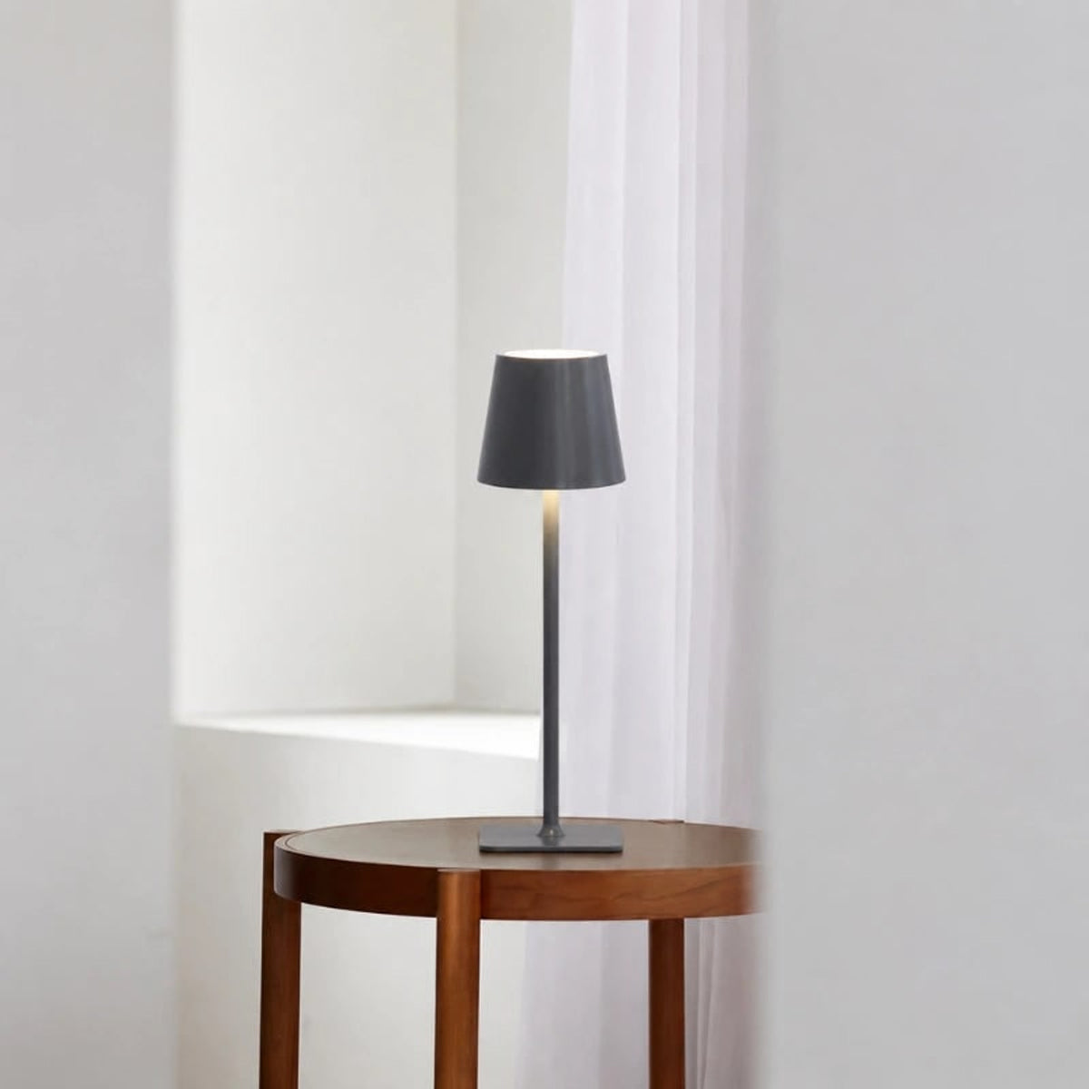 Dimmable Cordless Tall Table Lamp With Touch Control - Image 8