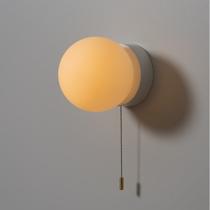 Frosted Glass Round Wall Lamp With Pull Switch - Image 3