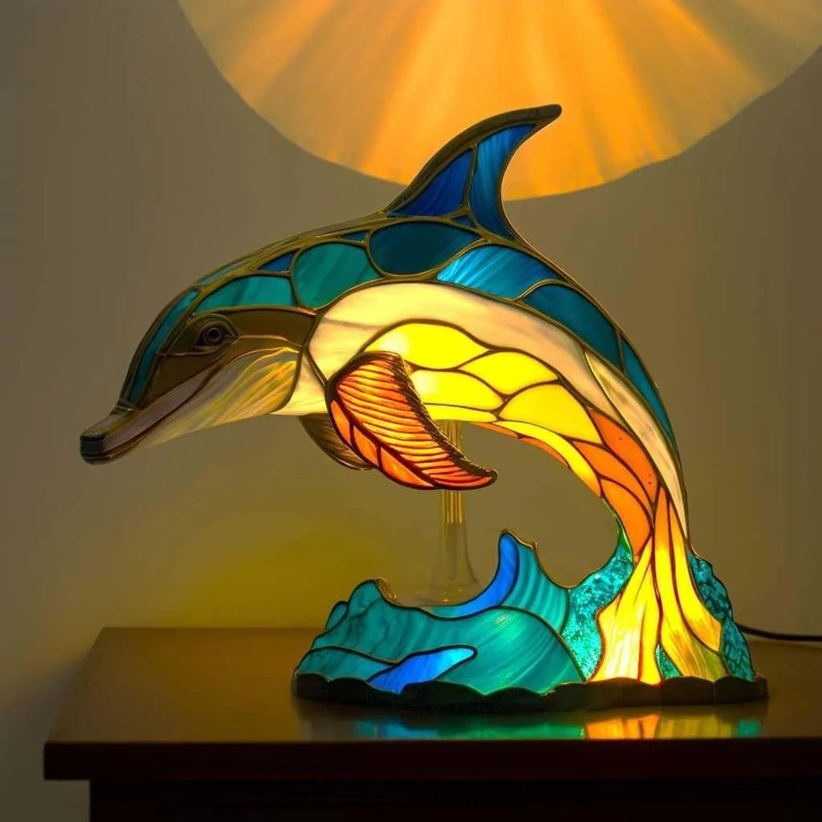 Glass Art Tiffany Table Lamp - Image 9