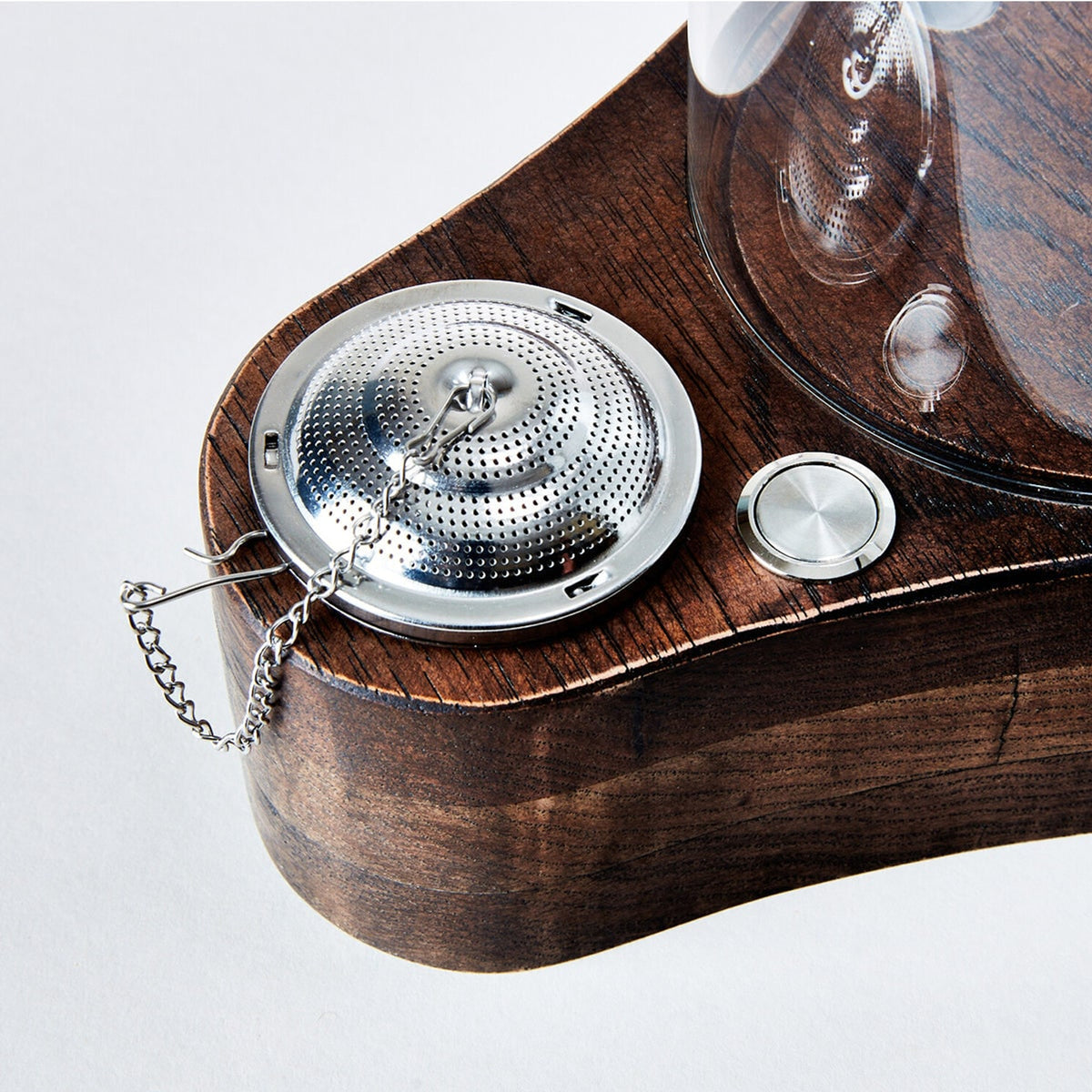 Glass Cocktail Smoker Cloche With LED Lighting And Torch - Image 10