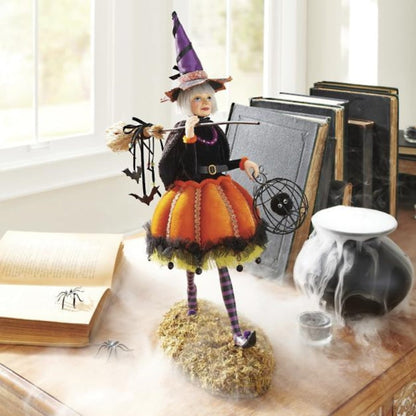 Halloween Figurine Witch Resin Decor With Lightweight Design - Image 2