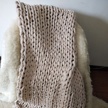 Hand-Woven Weighted Blanket In Solid Colour - Image 4