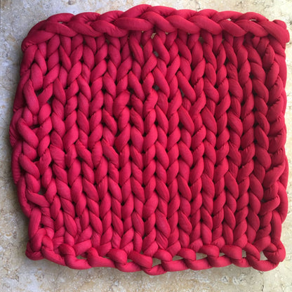 Hand-Woven Weighted Blanket In Solid Colour - Image 5