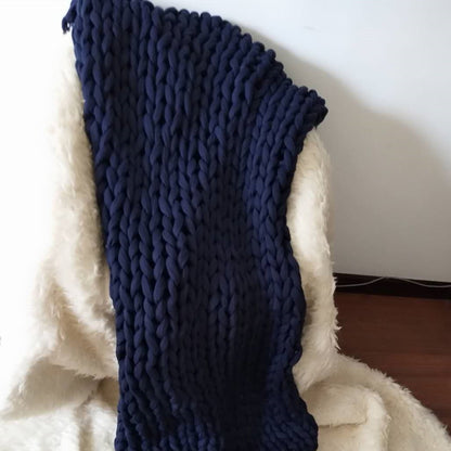 Hand-Woven Weighted Blanket In Solid Colour - Image 6