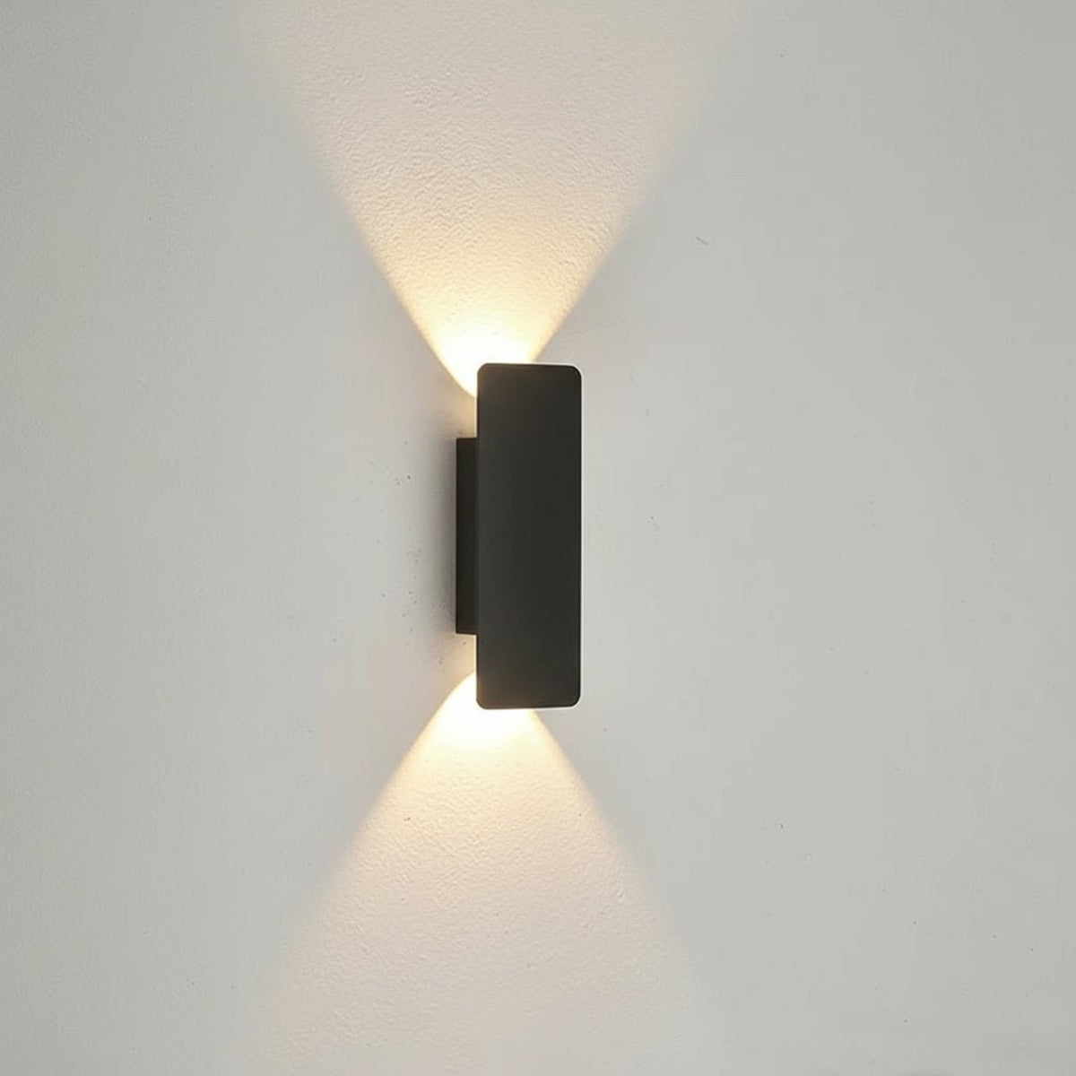 Modern Aluminium Rectangular LED Wall Light - Image 5