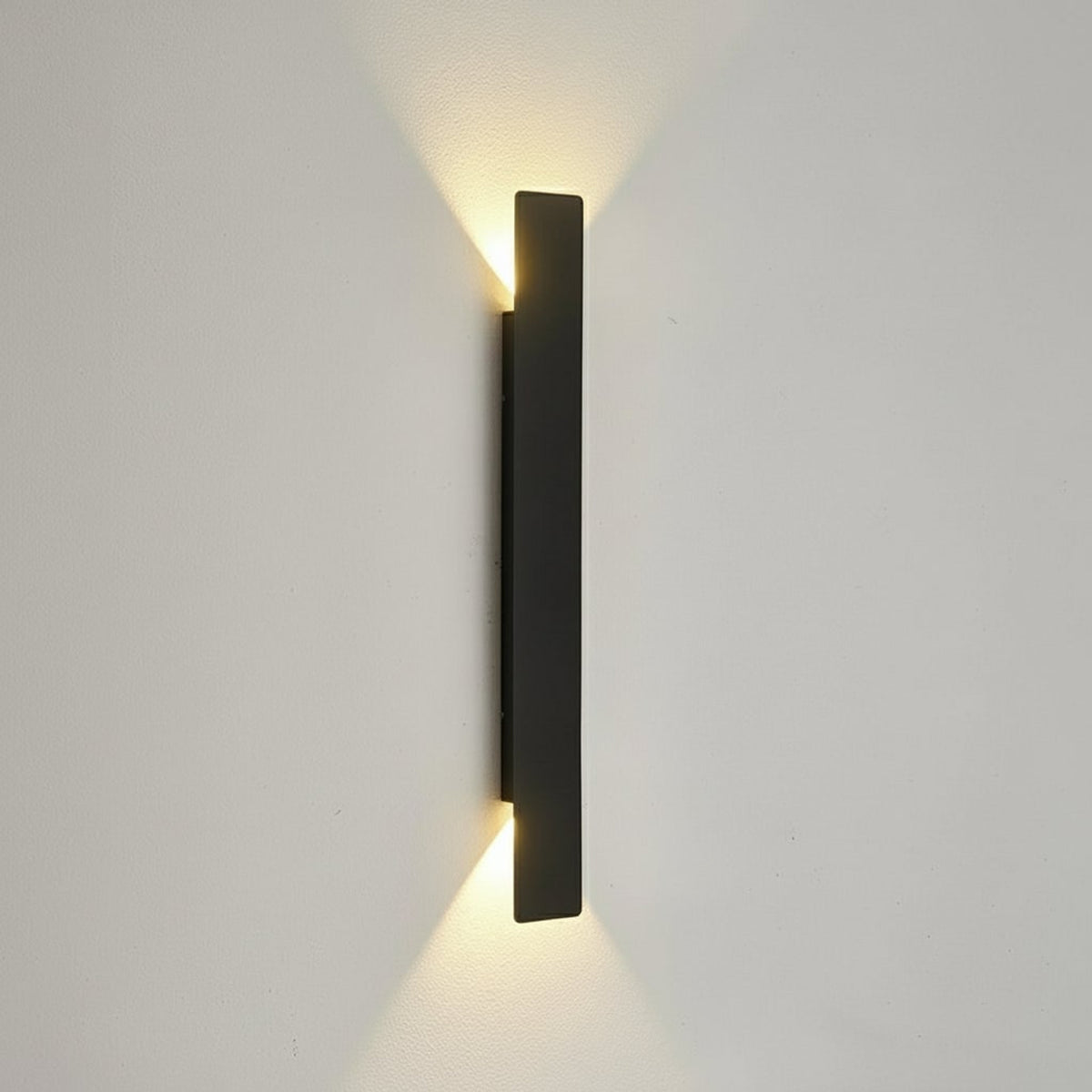 Modern Aluminium Rectangular LED Wall Light - Image 7