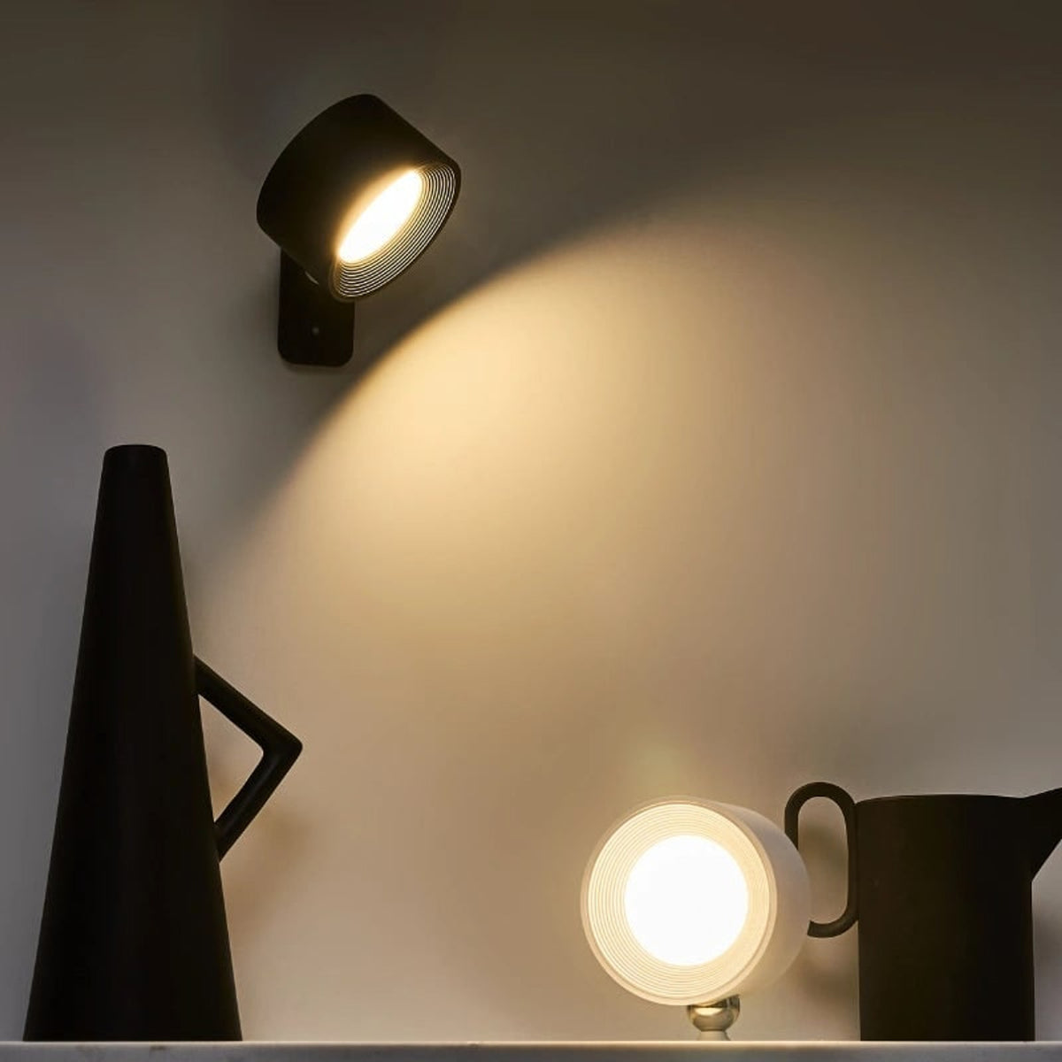 Modern Rechargeable Wall Sconce With Magnetic Mount - Image 14