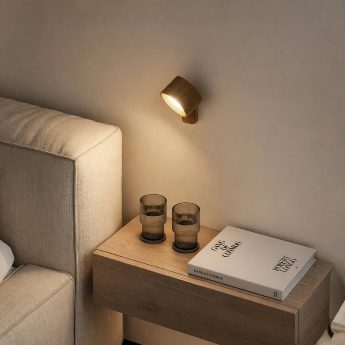 Modern Rechargeable Wall Sconce With Magnetic Mount - Image 7