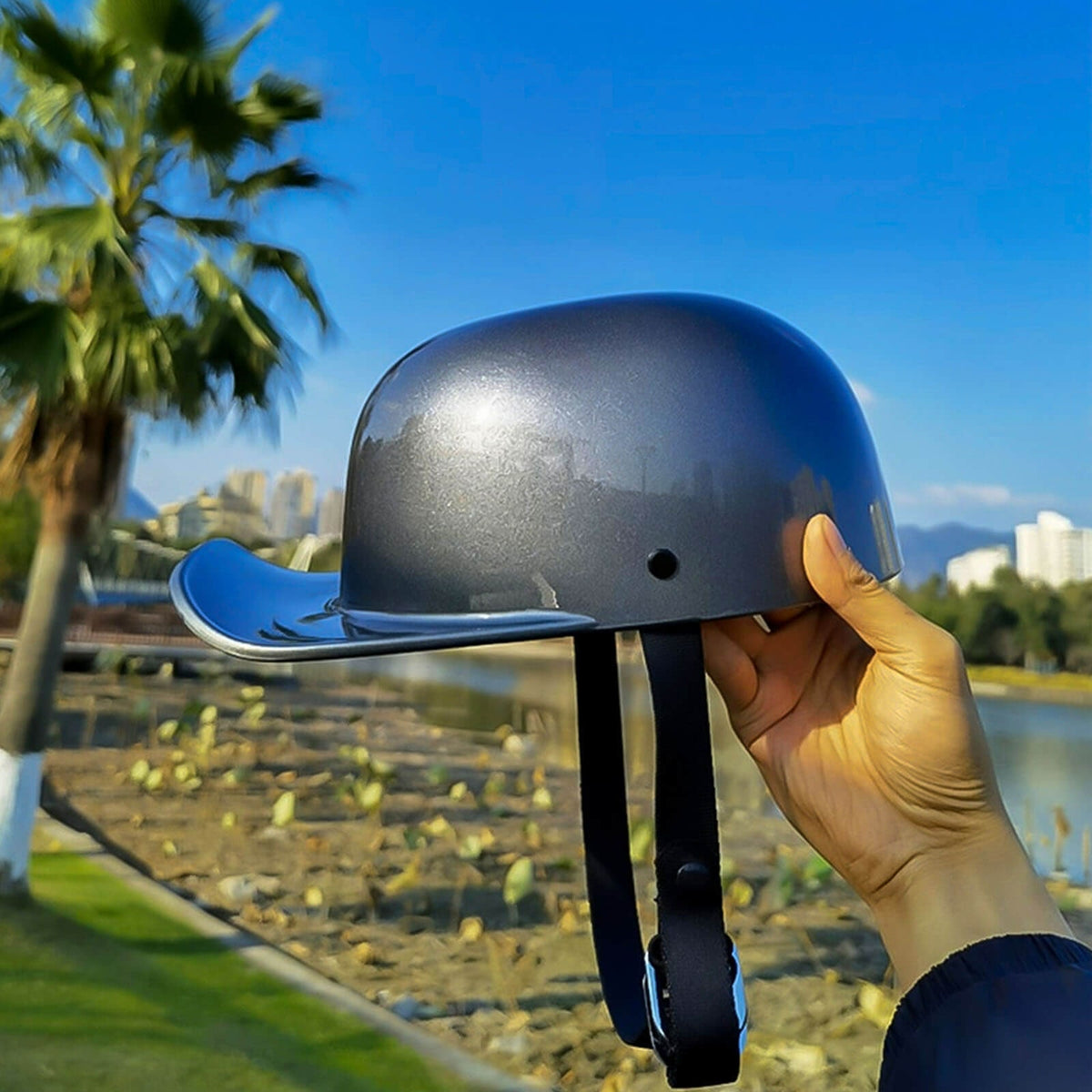 Motorcycle Helmet With Classic Cap Style Dot Approved For Men - Image 4