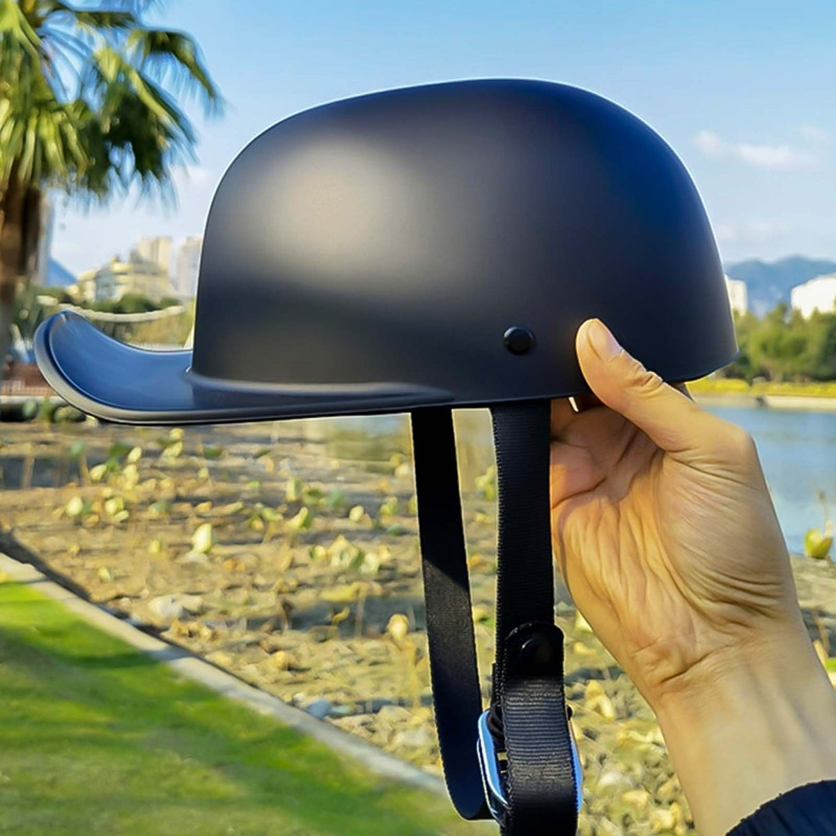Motorcycle Helmet With Classic Cap Style Dot Approved For Men - Image 9