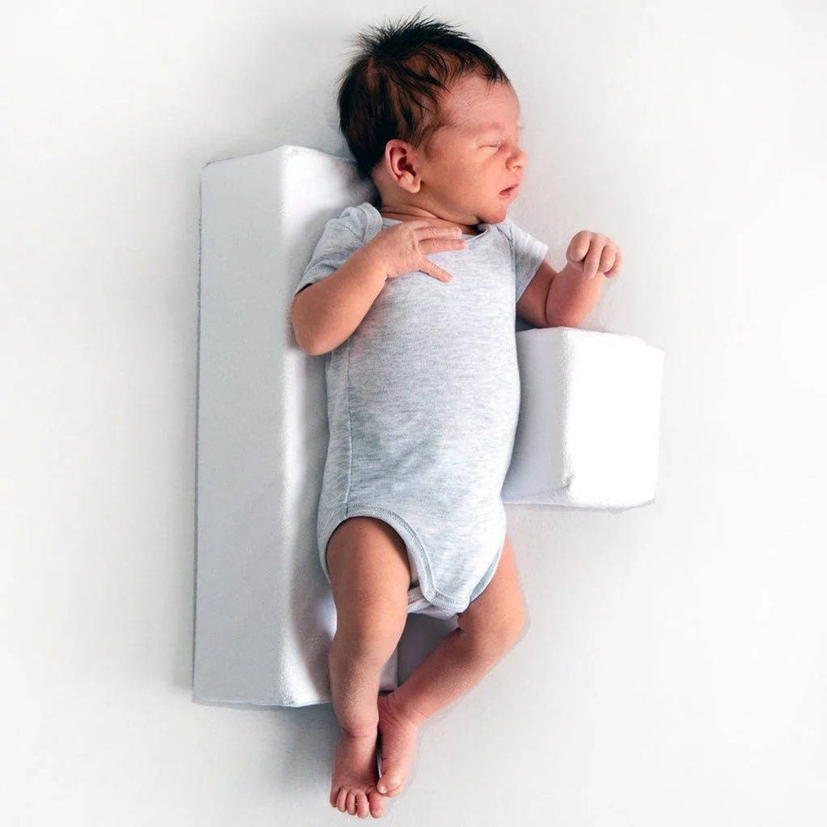 Newborn Side Sleeper Wedge With L-Shaped Foam Support - Image 2
