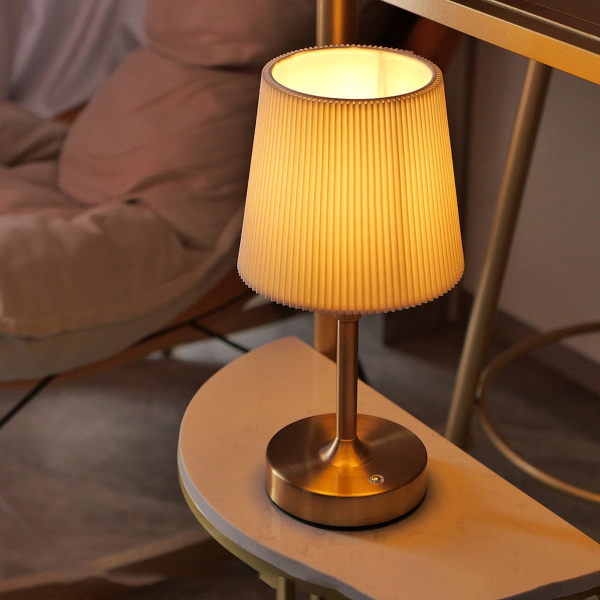 Nordic Telescopic Table Lamp With Rechargeable LED And Fabric Shade - Image 2