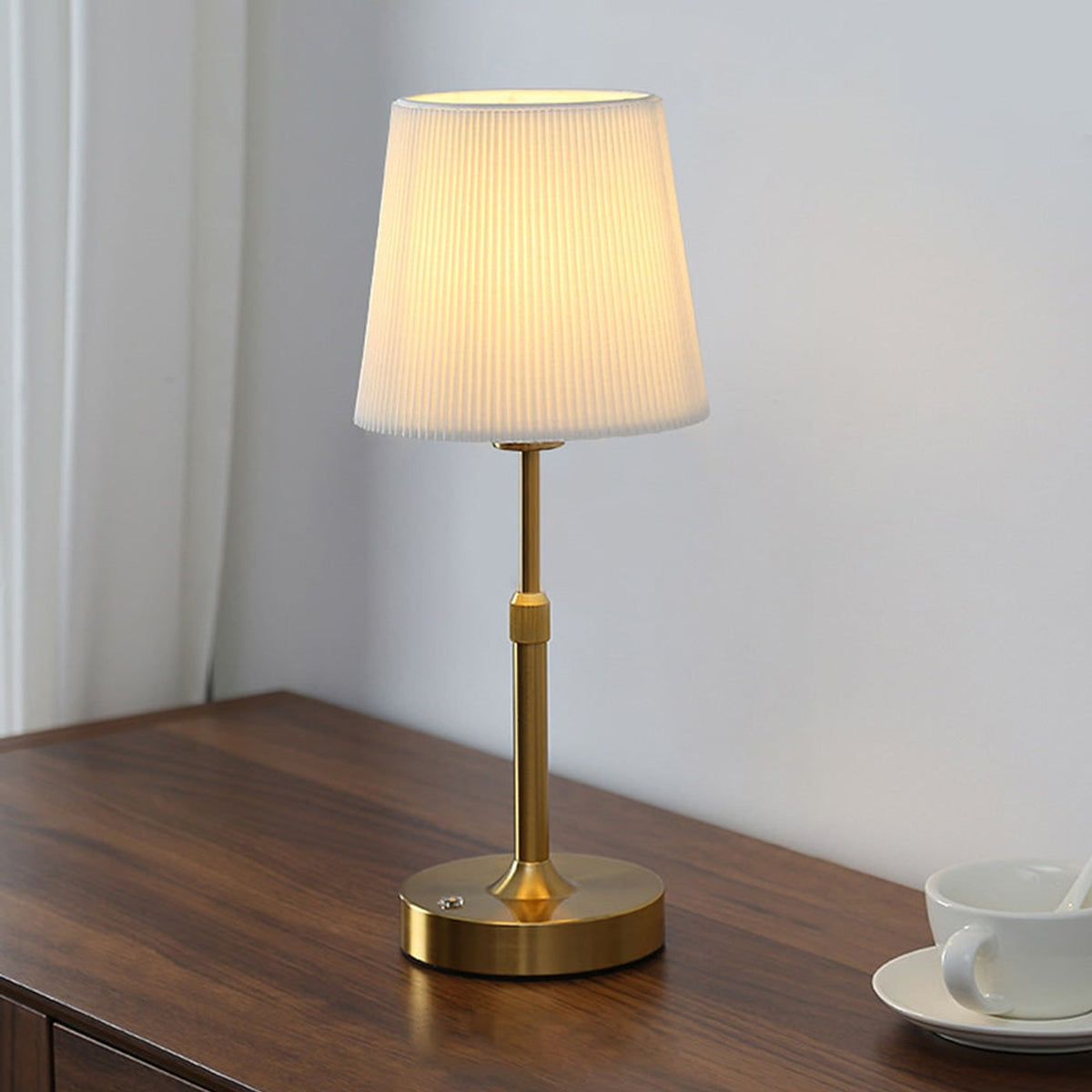 Nordic Telescopic Table Lamp With Rechargeable LED And Fabric Shade - Image 4