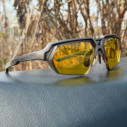 Photochromic Polarised Sports Sunglasses With Night-Enhancing Lenses And Tactical Wrap - Image 5