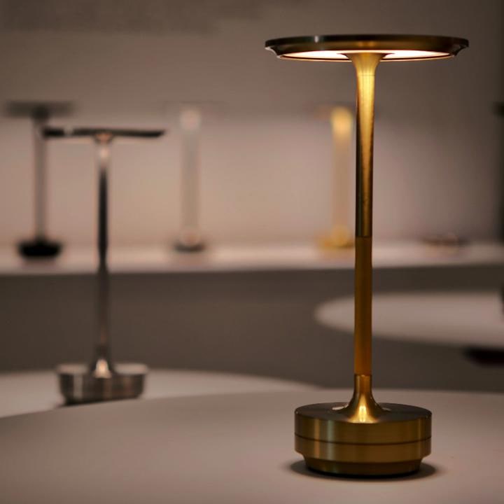 Portable Cordless Table Lamp With Touch Sensor And IP66 Waterproofing - Image 2