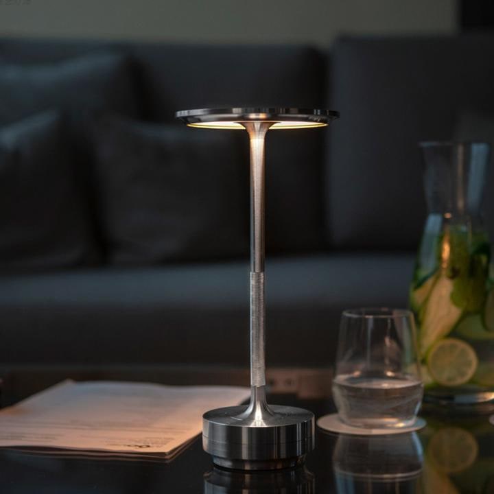 Portable Cordless Table Lamp With Touch Sensor And IP66 Waterproofing - Image 4