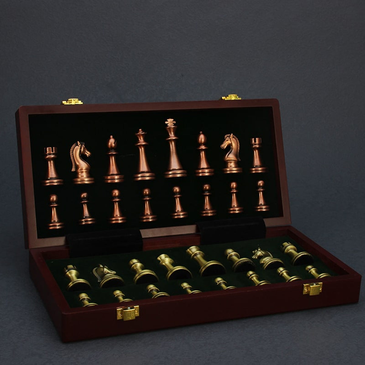 Portable Foldable Chess Set With Alloy Pieces - Image 2