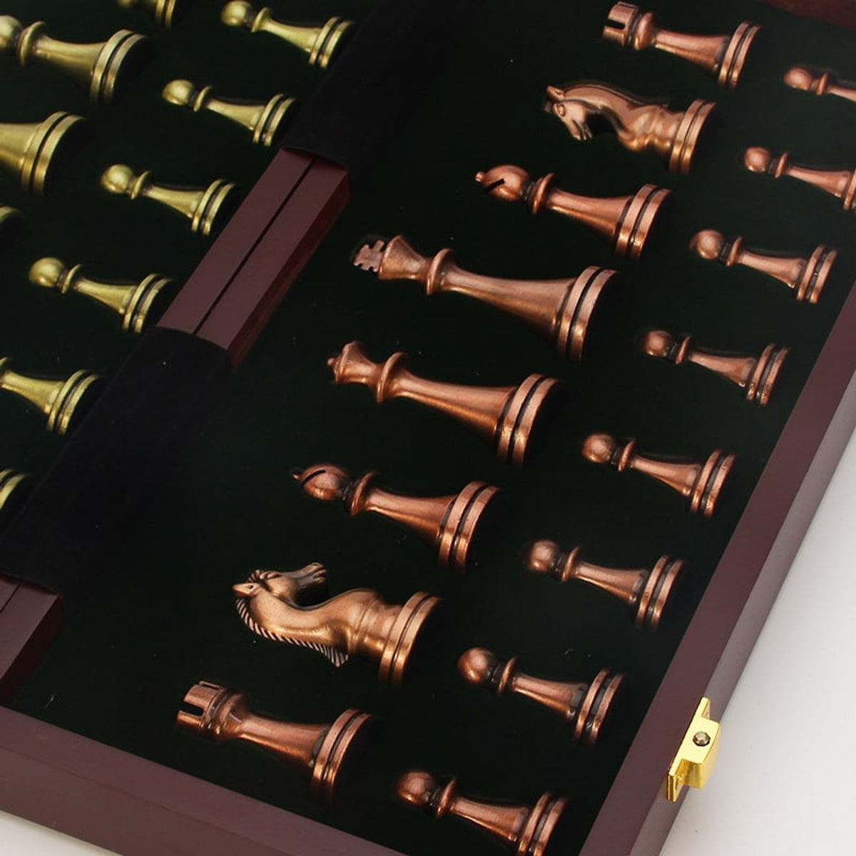 Portable Foldable Chess Set With Alloy Pieces - Image 5