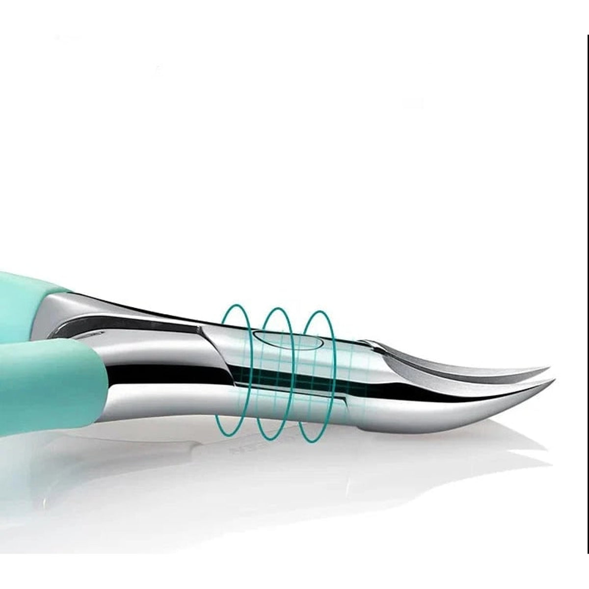 Stainless Steel Toenail Clipper With Curved Blade And Built-In Nail Catcher - Image 1