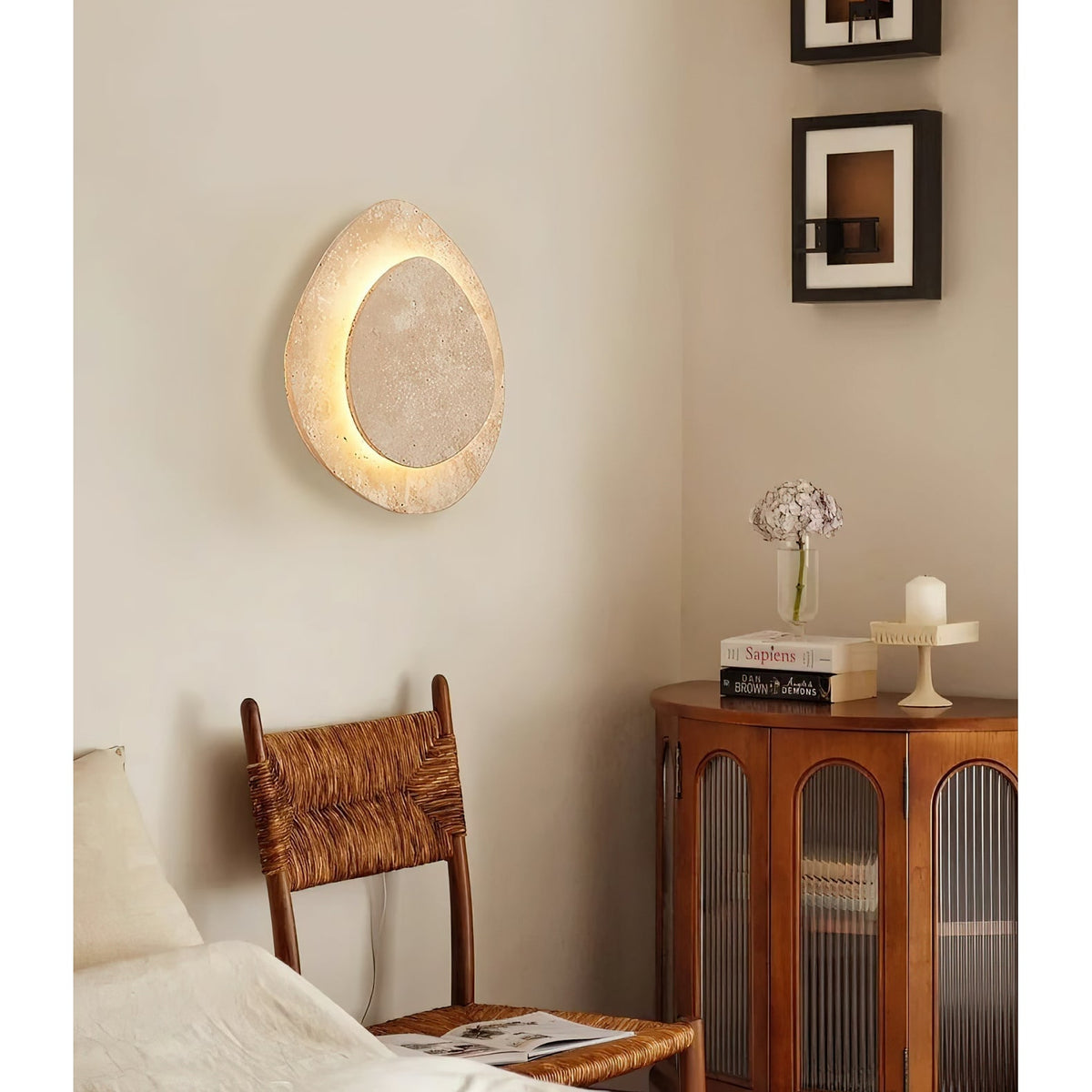 Yrvuvyn Natural Travertine Wall Lamp - Image 7